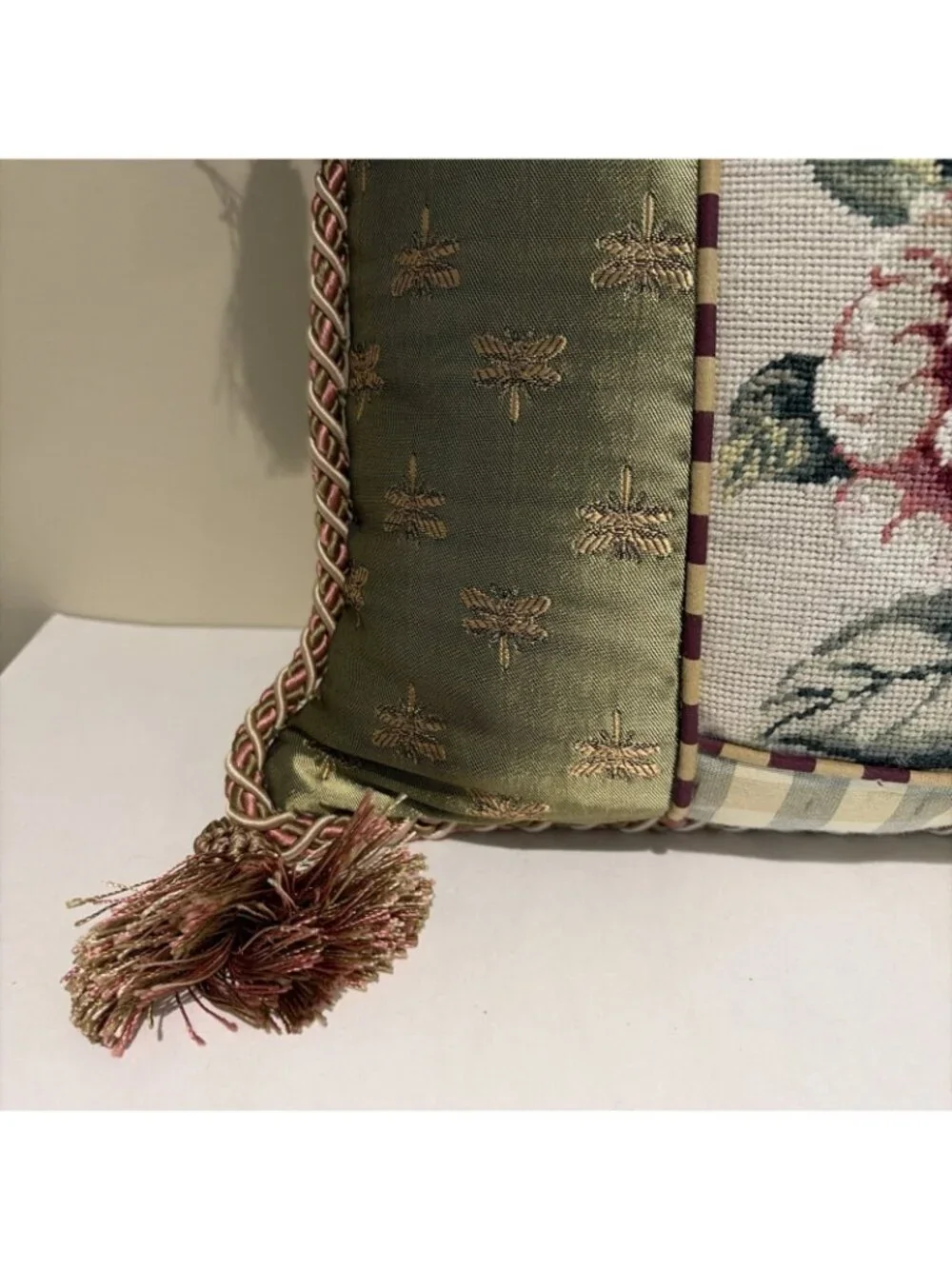 Vintage Petit Point Roses Needlepoint Pillow 12X16